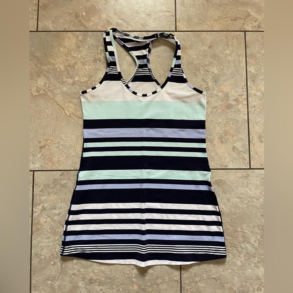 Lululemon Women's Small Cool Racerback Discover Stripe Tank White Indigo Aqua